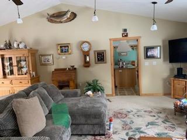 11777 State Highway 11 SE, Baudette, MN 56623
