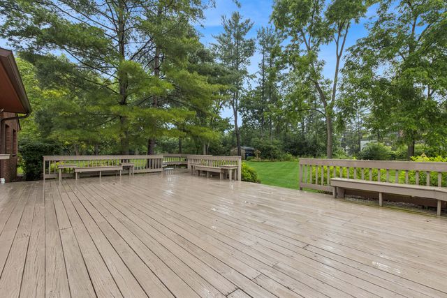 3045 Farner Court, Riverwoods, IL 60015