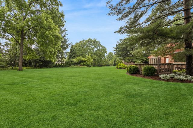 3045 Farner Court, Riverwoods, IL 60015