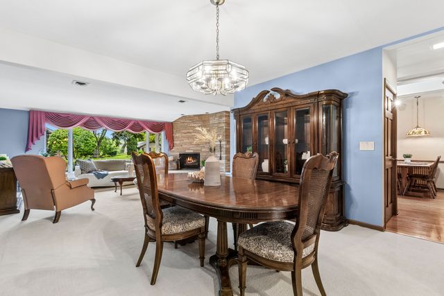 3045 Farner Court, Riverwoods, IL 60015