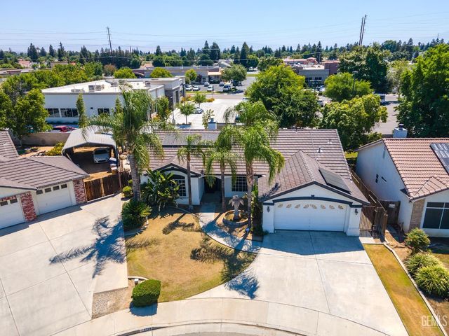 4706 Bay View Court, Bakersfield, CA 93312