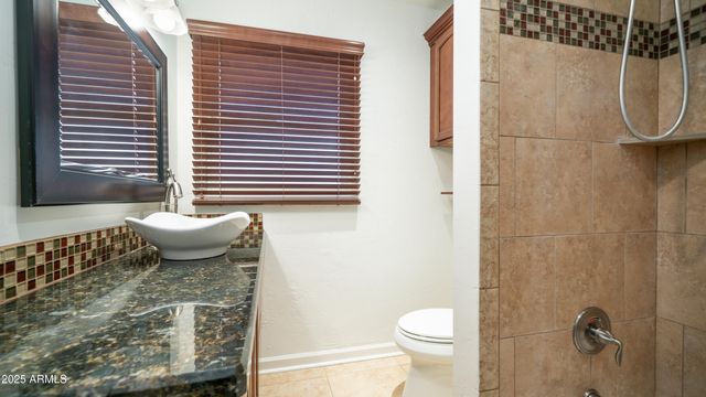 1728 W AVALON Drive, Phoenix, AZ 85015