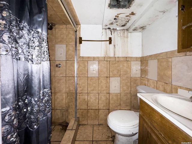 19 Tilden Street, Staten Island, NY 10301