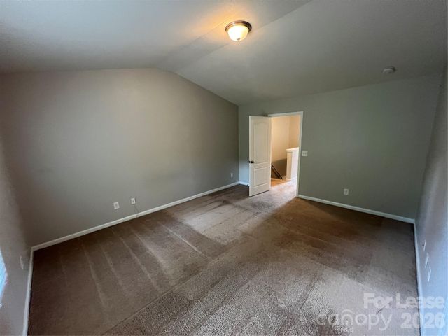 8240 Paw Valley Lane, Charlotte, NC 28214