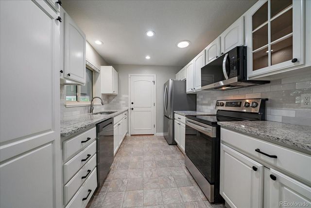 1320 S Jay Street, Lakewood, CO 80232