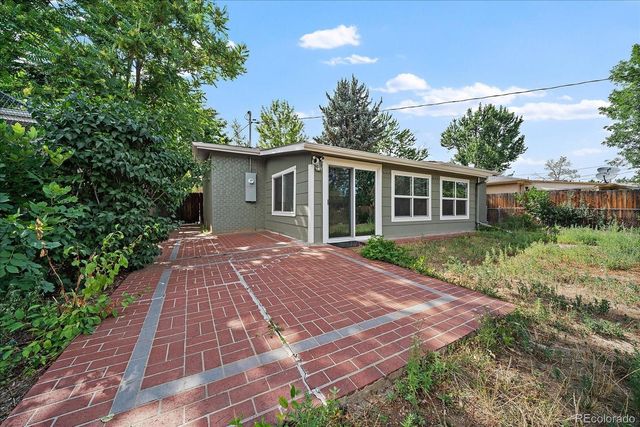 1320 S Jay Street, Lakewood, CO 80232