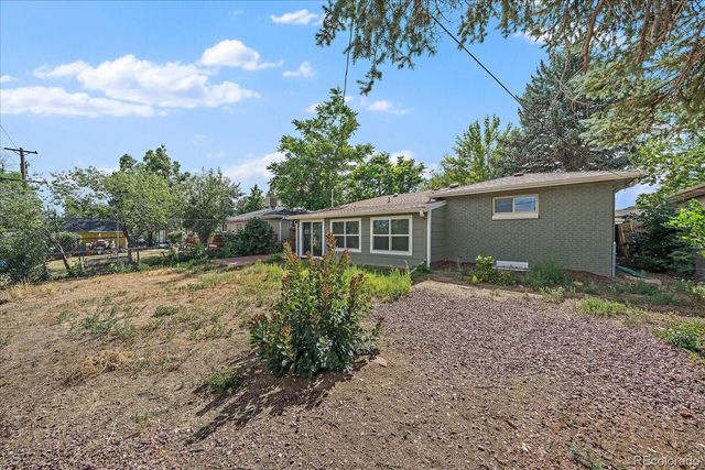 1320 S Jay Street, Lakewood, CO 80232