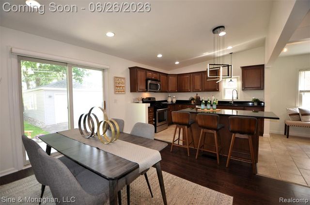 3012 Griffith Avenue, Berkley, MI 48072