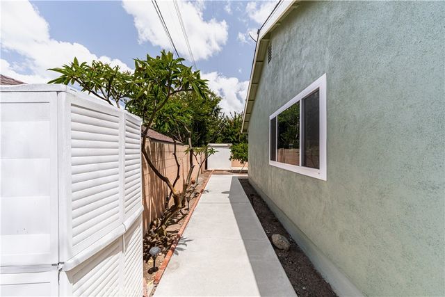 760 N Pine St, Orange, CA 92867