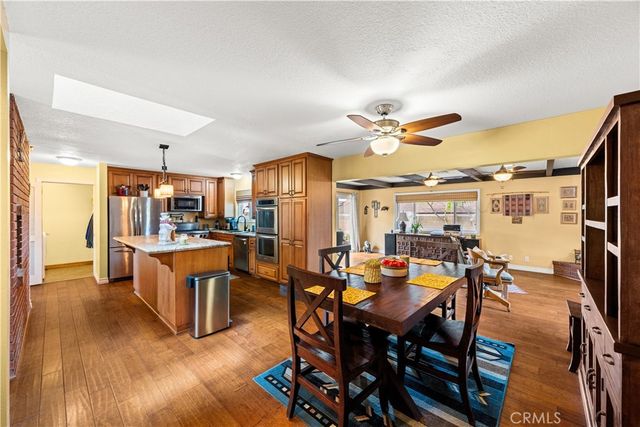 760 N Pine St, Orange, CA 92867