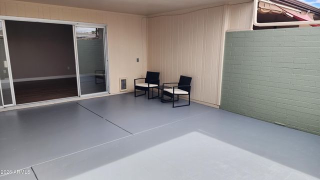 14043 N PALM RIDGE Drive, Sun City, AZ 85351