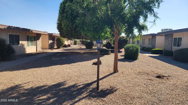14043 N PALM RIDGE Drive, Sun City, AZ 85351