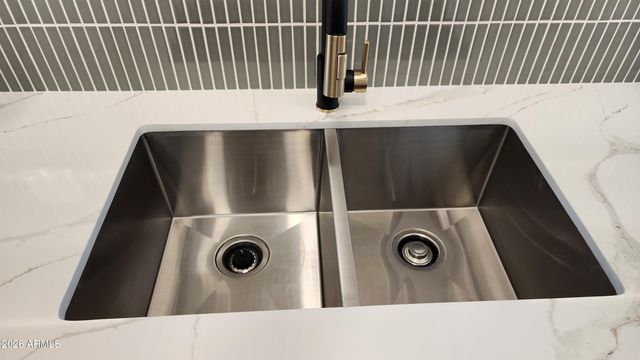 14043 N PALM RIDGE Drive, Sun City, AZ 85351