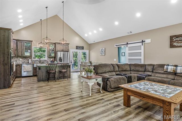 10473 S Rose Edge Drive, Bonne Terre, MO 63628
