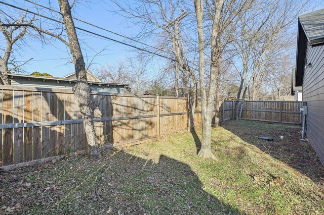 1607 E Terrell Avenue, Fort Worth, TX 76104