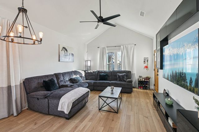 1607 E Terrell Avenue, Fort Worth, TX 76104