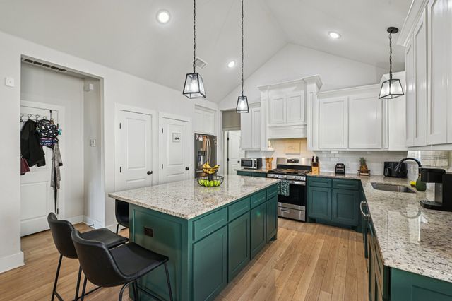 1607 E Terrell Avenue, Fort Worth, TX 76104