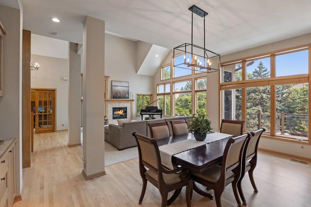 7602 S Bay Circle, Bloomington, MN 55438