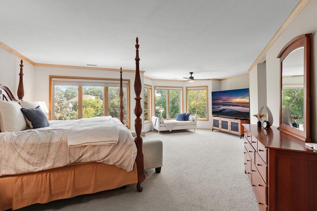 7602 S Bay Circle, Bloomington, MN 55438