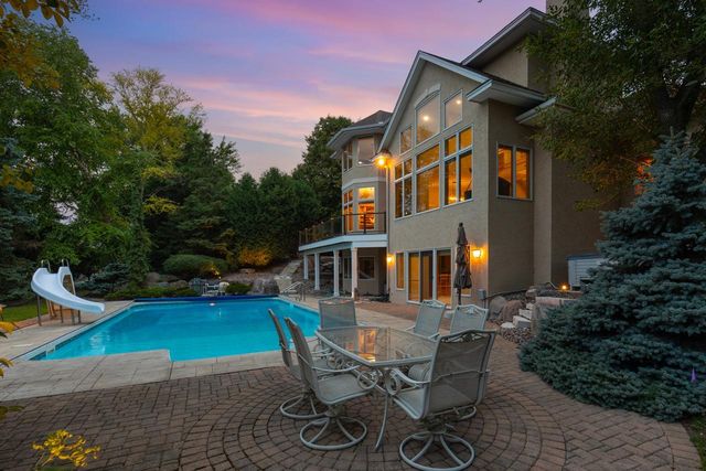 7602 S Bay Circle, Bloomington, MN 55438