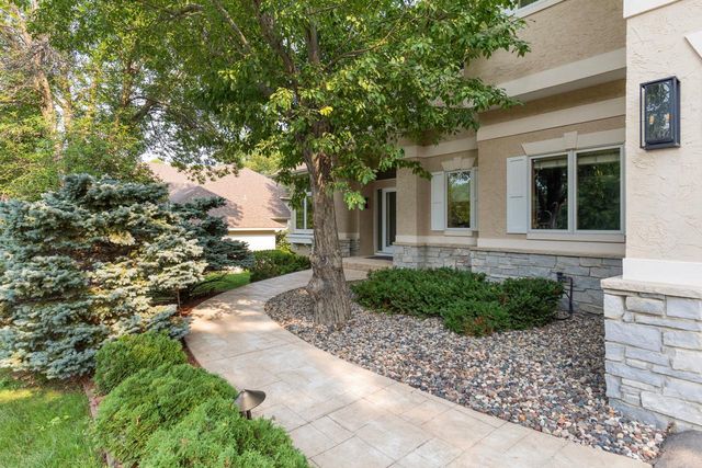 7602 S Bay Circle, Bloomington, MN 55438