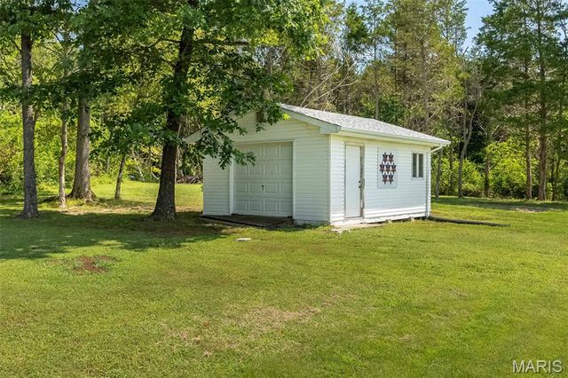 8124 Ems Crossing Lane, Hillsboro, MO 63050