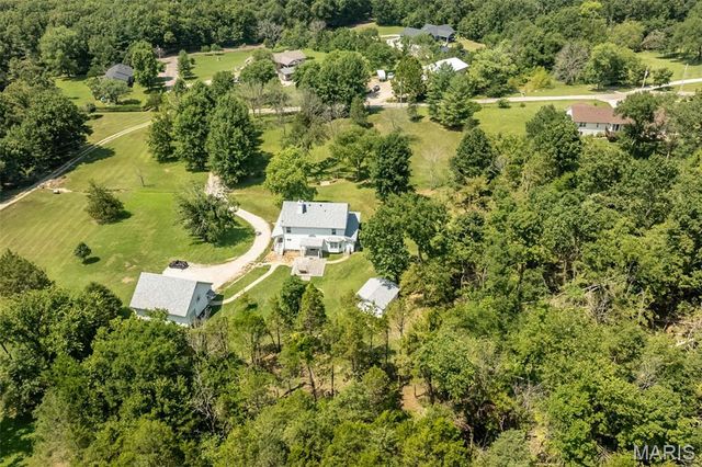 8124 Ems Crossing Lane, Hillsboro, MO 63050