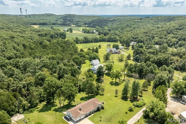 8124 Ems Crossing Lane, Hillsboro, MO 63050