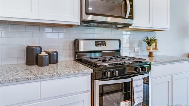 8129 Kelsey Lane, Iowa, LA 70647