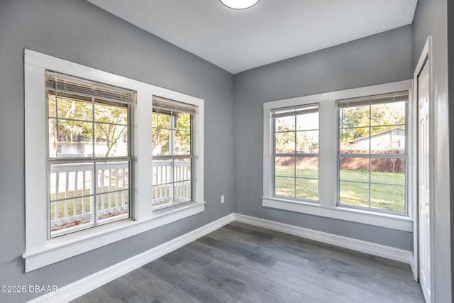 1102 E Voorhis Avenue, Deland, FL 32724