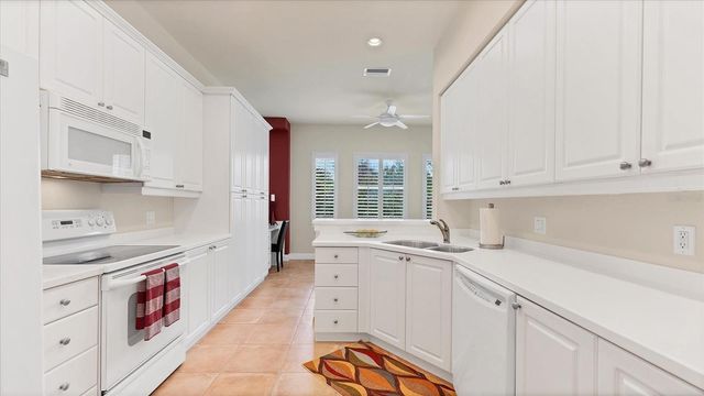 5433 46TH COURT W, Bradenton, FL 34210