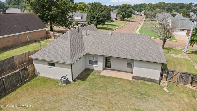 1090 Fawn Drive, Hernando, MS 38632