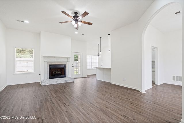 1090 Fawn Drive, Hernando, MS 38632