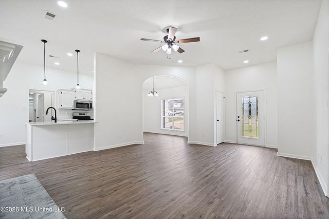 1090 Fawn Drive, Hernando, MS 38632
