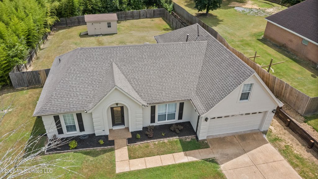 1090 Fawn Drive, Hernando, MS 38632