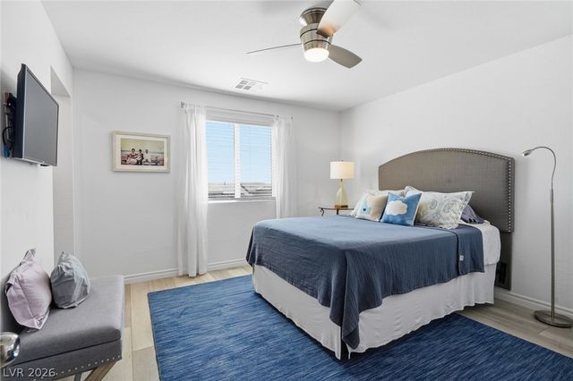 6138 Foxes Dale Street, Las Vegas, NV 89166