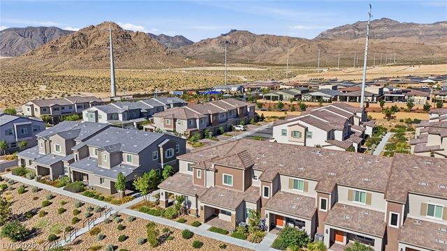 6138 Foxes Dale Street, Las Vegas, NV 89166