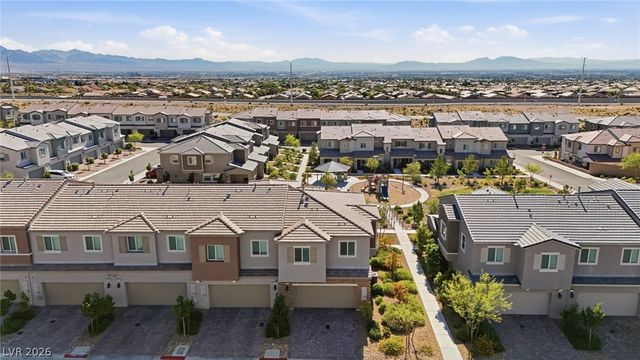 6138 Foxes Dale Street, Las Vegas, NV 89166