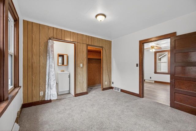 450 14TH AVENUE NORTH, Wisconsin Rapids, WI 54495