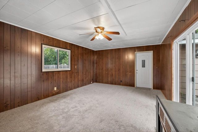 450 14TH AVENUE NORTH, Wisconsin Rapids, WI 54495