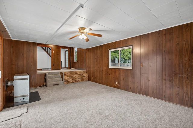 450 14TH AVENUE NORTH, Wisconsin Rapids, WI 54495