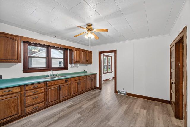 450 14TH AVENUE NORTH, Wisconsin Rapids, WI 54495