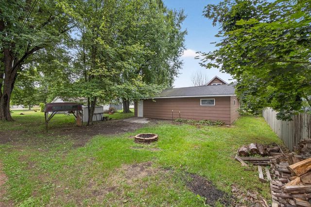450 14TH AVENUE NORTH, Wisconsin Rapids, WI 54495