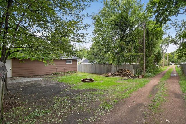 450 14TH AVENUE NORTH, Wisconsin Rapids, WI 54495