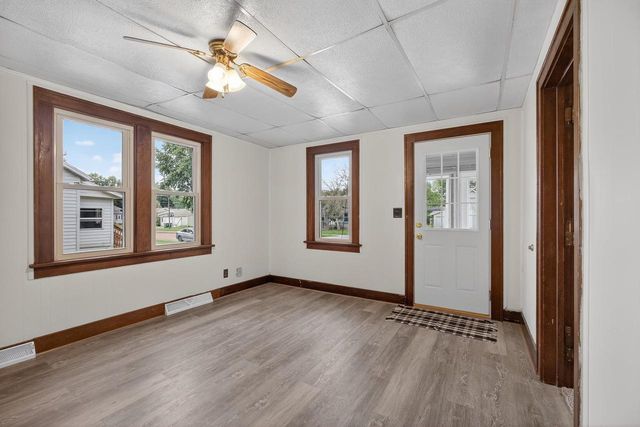 450 14TH AVENUE NORTH, Wisconsin Rapids, WI 54495