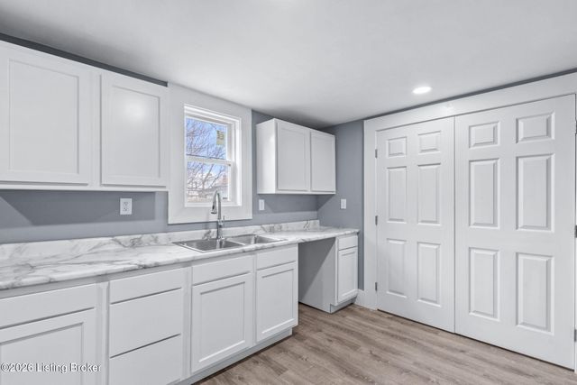 320 N 18th St, Louisville, KY 40203