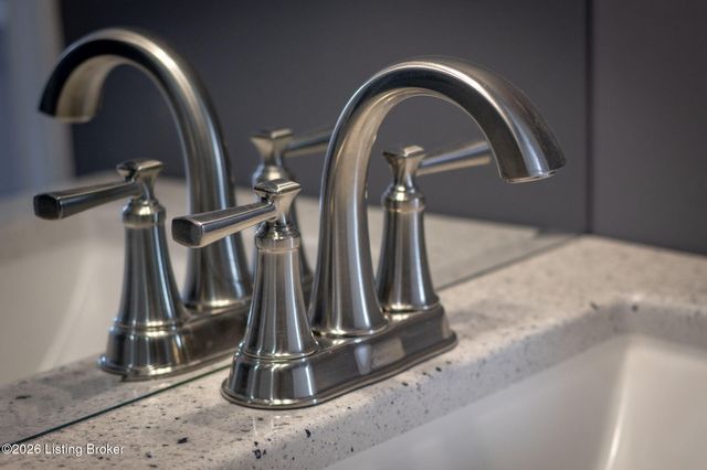 320 N 18th St, Louisville, KY 40203