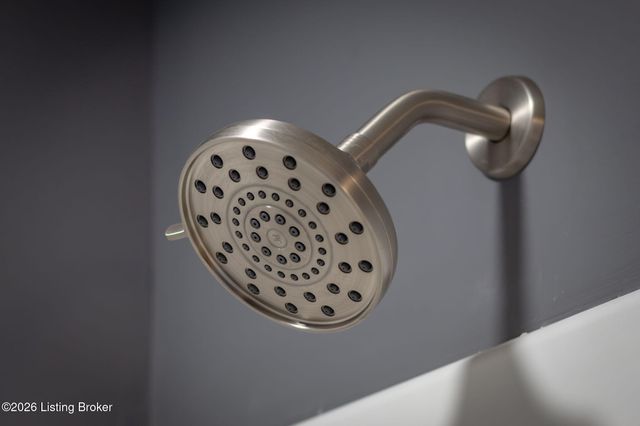 320 N 18th St, Louisville, KY 40203