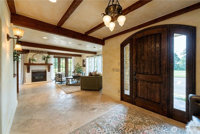 122 Waverly Way, Kirkland, WA 98033