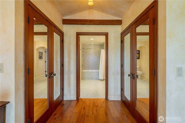 122 Waverly Way, Kirkland, WA 98033